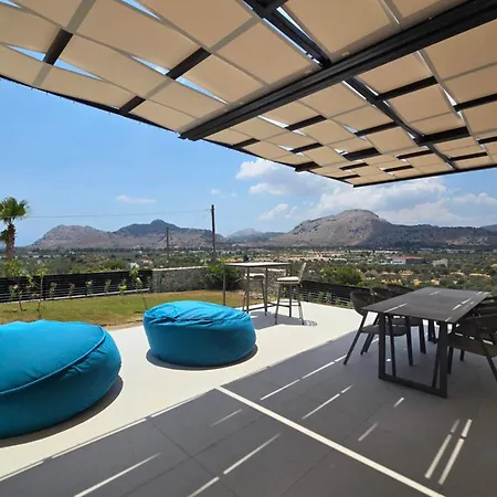 Trapezia Luxury Living *