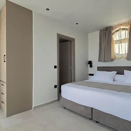 Trapezia Luxury Living * קולימביה