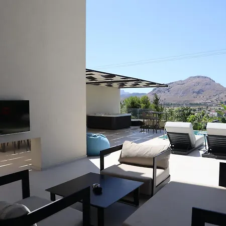 וילה Trapezia Luxury Living קולימביה