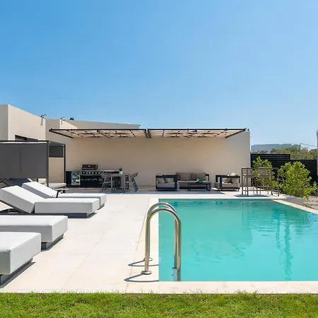 Trapezia Luxury Living * Kolímbia