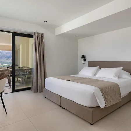 Trapezia Luxury Living *