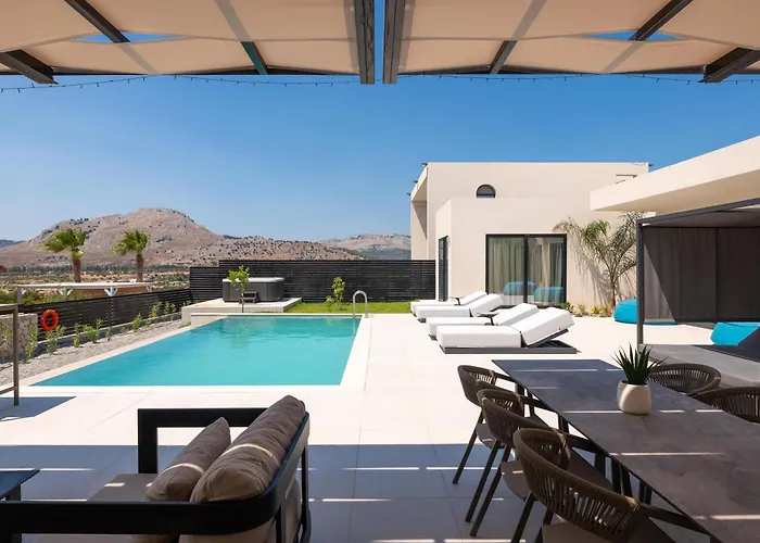 Trapezia Luxury Living *