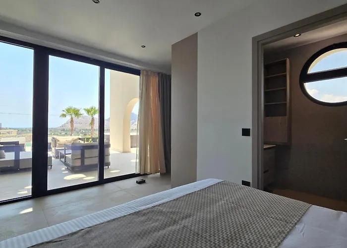 Вилла Trapezia Luxury Living Колимбия