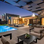 Trapezia Luxury Living Κολύμπια