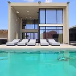Βίλα Trapezia Luxury Living Κολύμπια