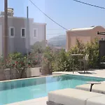 فيلة Trapezia Luxury Living *