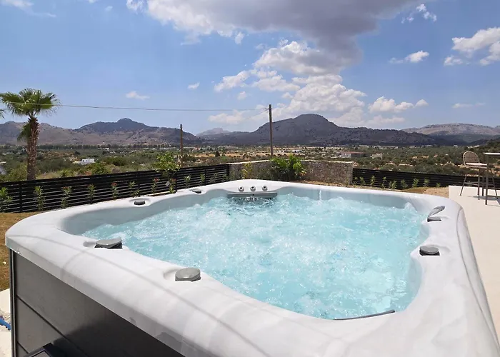 ヴィラ Trapezia Luxury Living *