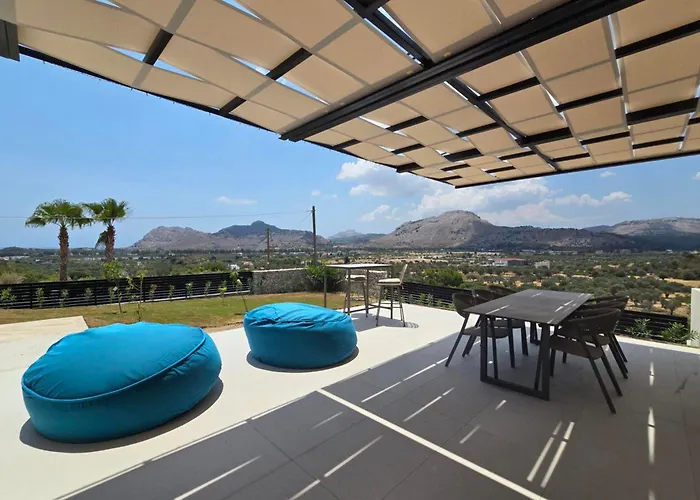 Trapezia Luxury Living *